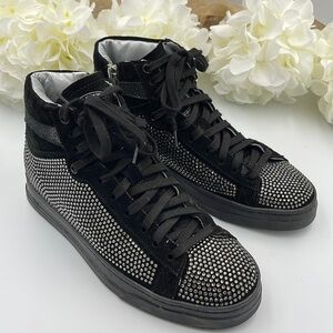 P448  TAYLOR BLACK/CRYSTAL WOMEN SIZE  37 / 7 US SNEAKER